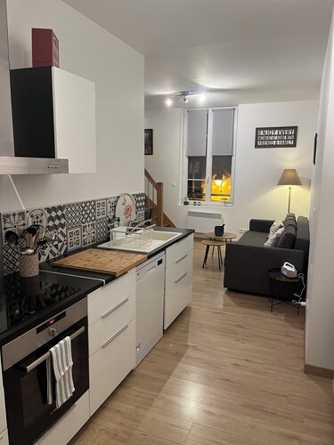 Apartment renovated to 50 meters from the beach