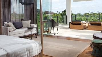 5 bedrooms, in-room safe, iron/ironing board, travel cot
