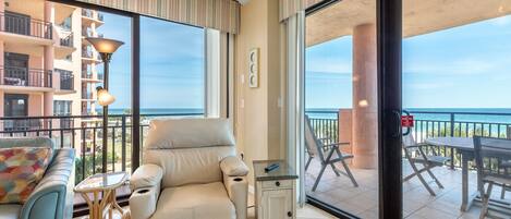 TV, Netflix, DVD player, streaming services