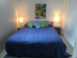 3 bedrooms, iron/ironing board, travel cot, free WiFi