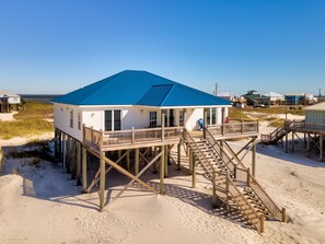 Exterior - Sea View Play | Winter Holiday openings. Nightly rates (Dauphin Island)