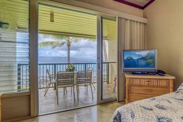 Iron/ironing board, WiFi