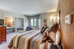 2 bedrooms, free WiFi, bed sheets