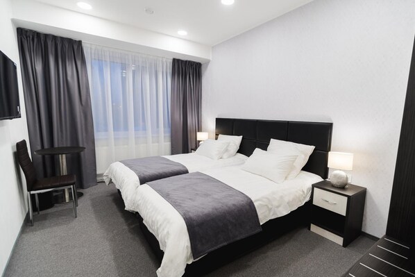 Coffres-forts dans les chambres, bureau, chambres insonorisées