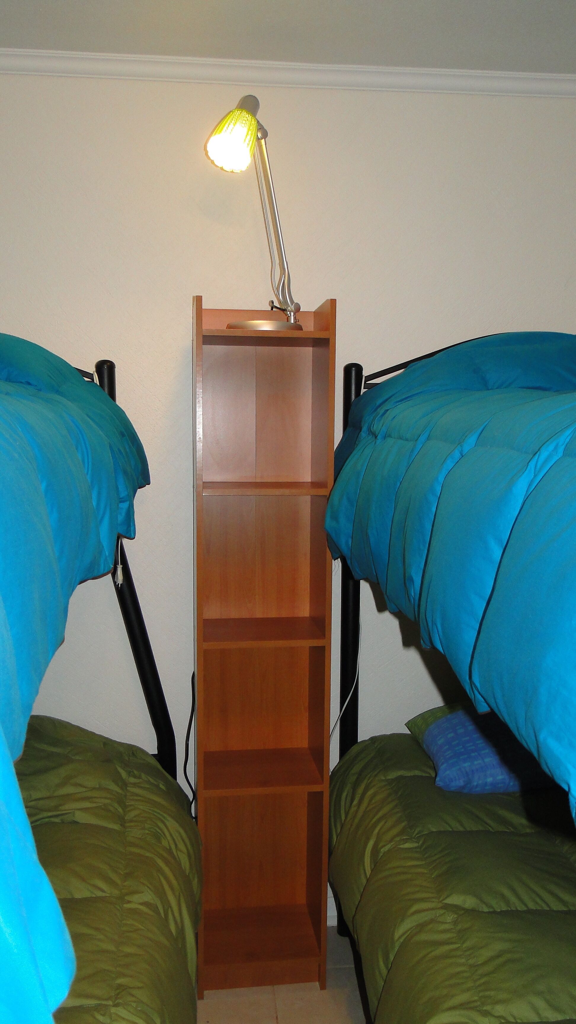 2 slaapkamers, een bureau, een strijkplank/strijkijzer, gratis wifi