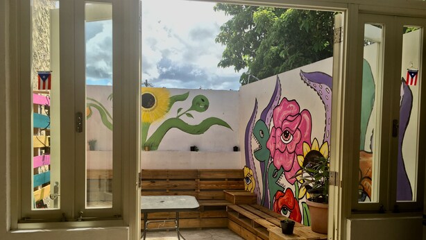 Terrace/patio - Hostel H1 Miramar (San Juan)