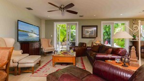 Smart TV, DVD player, books, offices