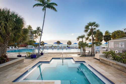 Poolside Breeze Retreat, Tropical flare, Key West spectacular getaway.