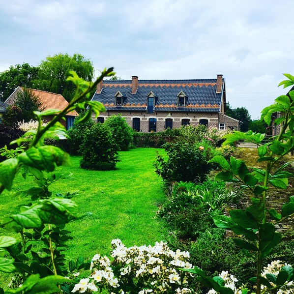 Exterior detail - Paardenhof Guesthouse (Esquelbecq)