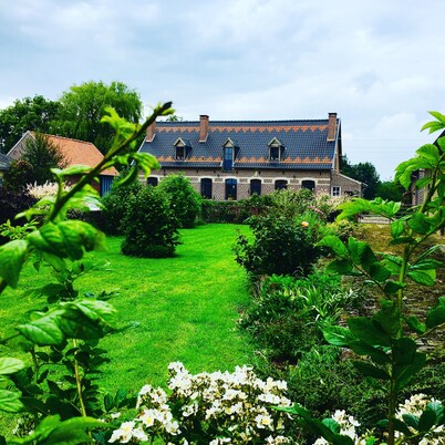 Paardenhof Guesthouse