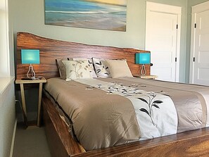 3 bedrooms, iron/ironing board, internet