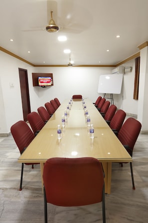 Property amenity - Sri Aarvee Hotels (Coimbatore)