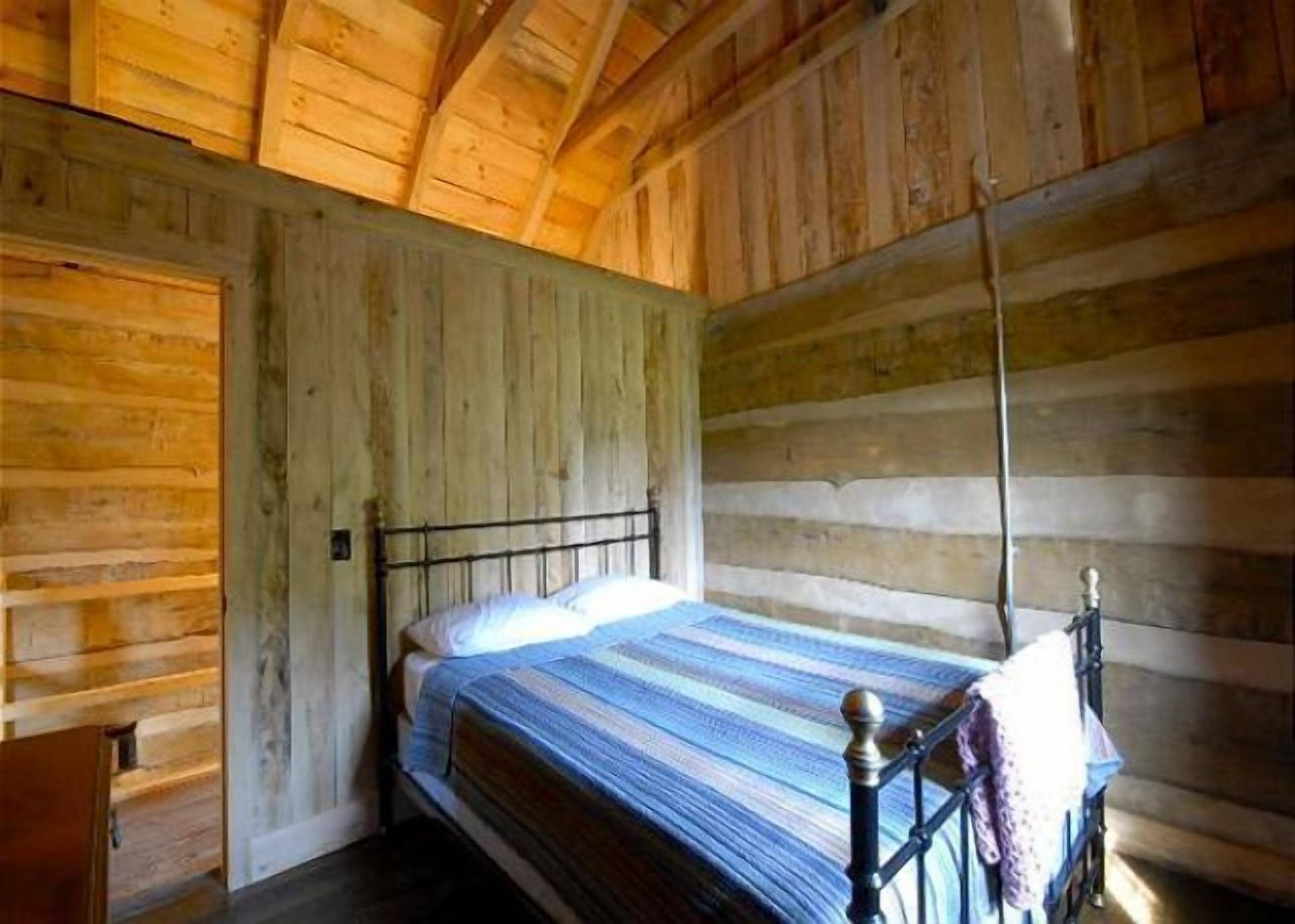 2 Schlafzimmer, Bügeleisen/Bügelbrett, Internetzugang, Bettwäsche