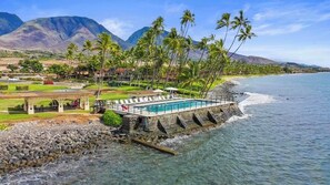 Pool - Brand New Kitchen & Updated Living Space - Oceanfront #216-2 (Lahaina)