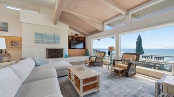 Télévision, cheminée