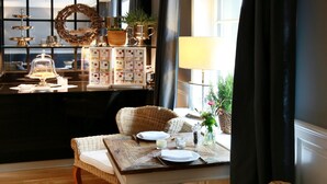 Daily buffet breakfast for a fee - Suitehotel Windhuk (Sylt)