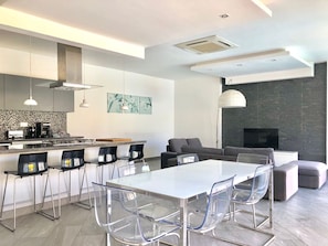 In-room dining -  Grand Amber Villas Diani (Diani Beach)