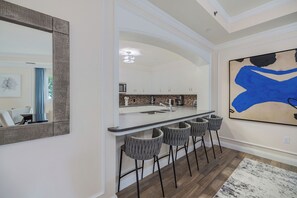 Interior - Renovated Private Residence located at The Ritz-Carlton (Seven Mile Beach)