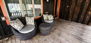 Terrace/patio - Buzzard's Cabin - 1940's Mountain Charm Near Ohiopyle State Park (Farmington)
