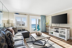 Televisio, DVD-soitin, videokirjasto