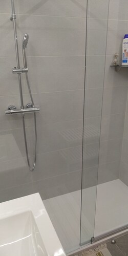 Barakaldo, BEC, lumineux et confortable Bilbao .Piso. Hôpital Cruces, Bilbao