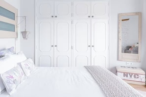 2 Schlafzimmer, Bügeleisen/Bügelbrett, kostenloses WLAN, Bettwäsche