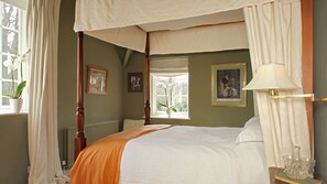 3 bedrooms