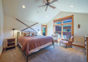 4 bedrooms, free WiFi, bed sheets