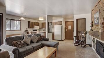 Fireplace, DVD player