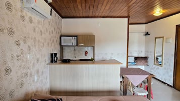 Apartemen Superior, patio, pemandangan kota | Interior