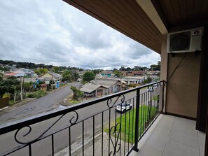 高級公寓, 露台, 城市景 | 住宿地面