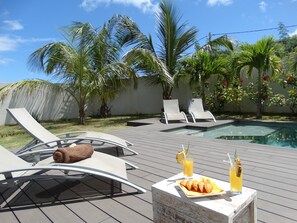 Pool - Villa Soleil, Large new villa close to the lagoon (Trou-aux-Biches)