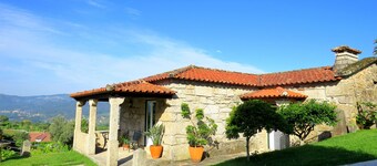 Quinta do Coto Moinho - vineyard house