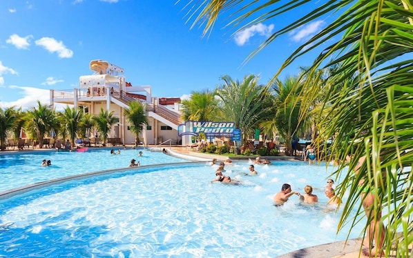 Indoor spa tub - Lacqua diRoma - Apartamentos WPI (Caldas Novas)