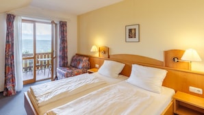 Desk, cribs (free), WiFi (free) - Hotel Mitterdorf (Philippsreut)