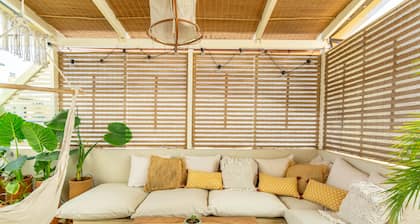 SPECTACULAR 3 BEDROOMS HOUSE, 2 PRIVATE TERRACES.<br>