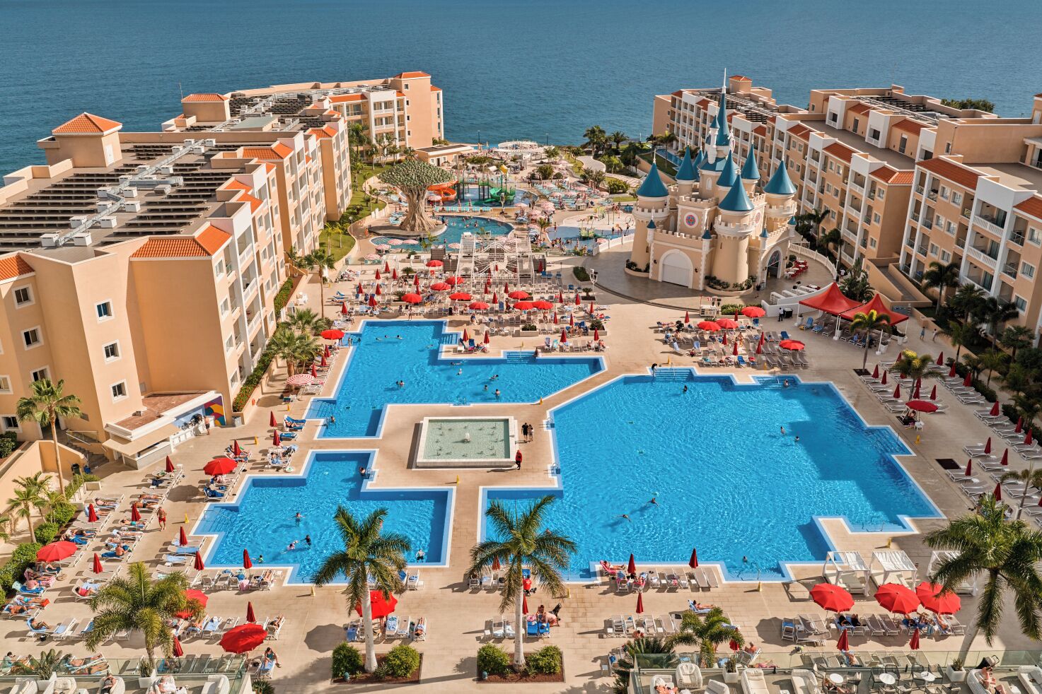 Exercise/lap pool