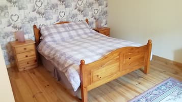 1 Schlafzimmer, Bügeleisen/Bügelbrett, Babybetten, Reisekinderbett