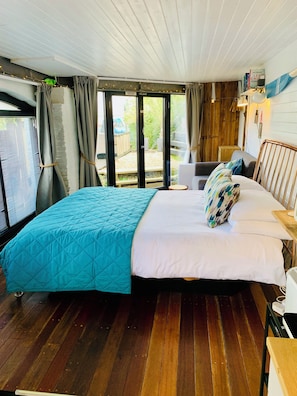 1 chambre, fer et planche à repasser, Wi-Fi, literie fournie