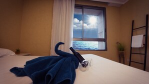 Deluxe Ocean view | Meja, kalis bunyi, seterika/papan seterika, Wi-fi percuma 