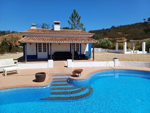 Outdoor pool - Secluded 2 Bedroomed Country Cottage with Private Pool north of the Algarve (Garvao)