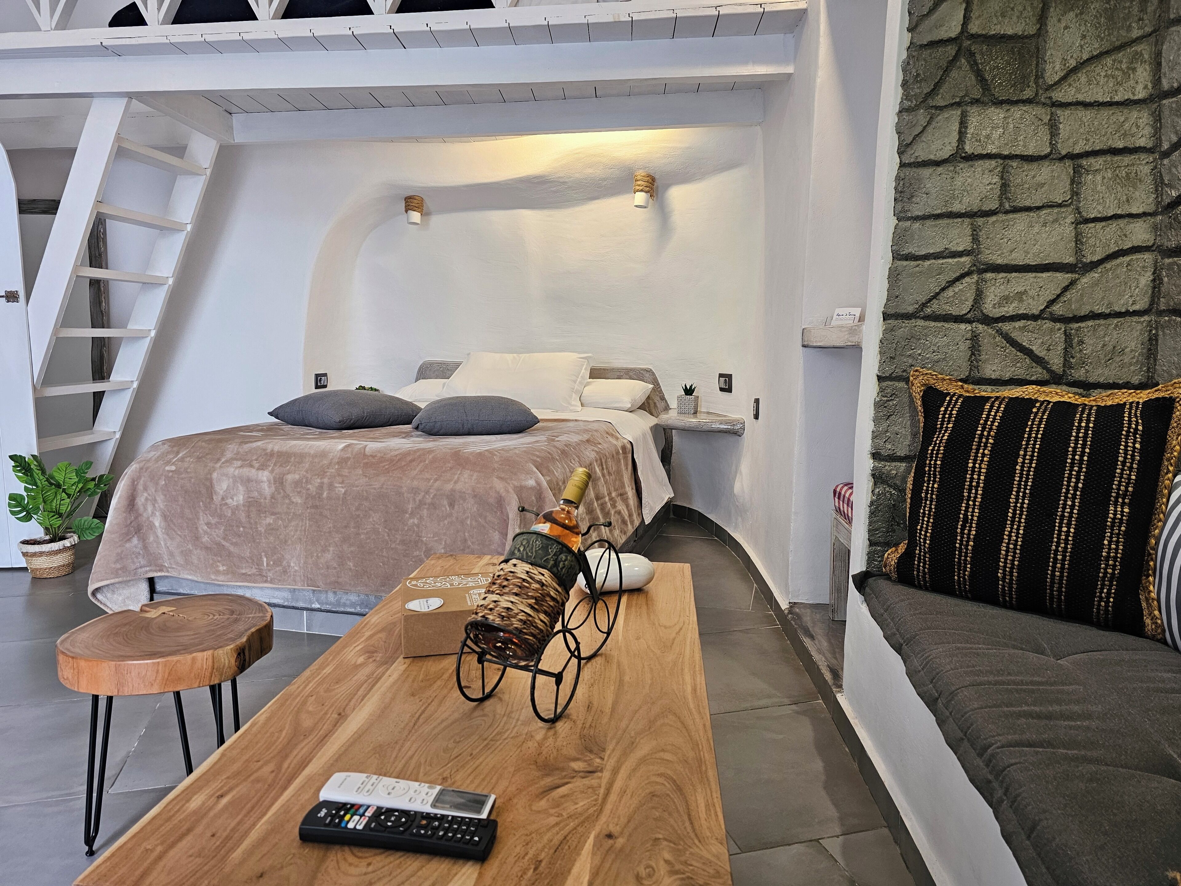 house, 2 bedrooms, outdoor jetted tub, sea view | premium bedding, down duvets, memory-foam beds, in-room safe