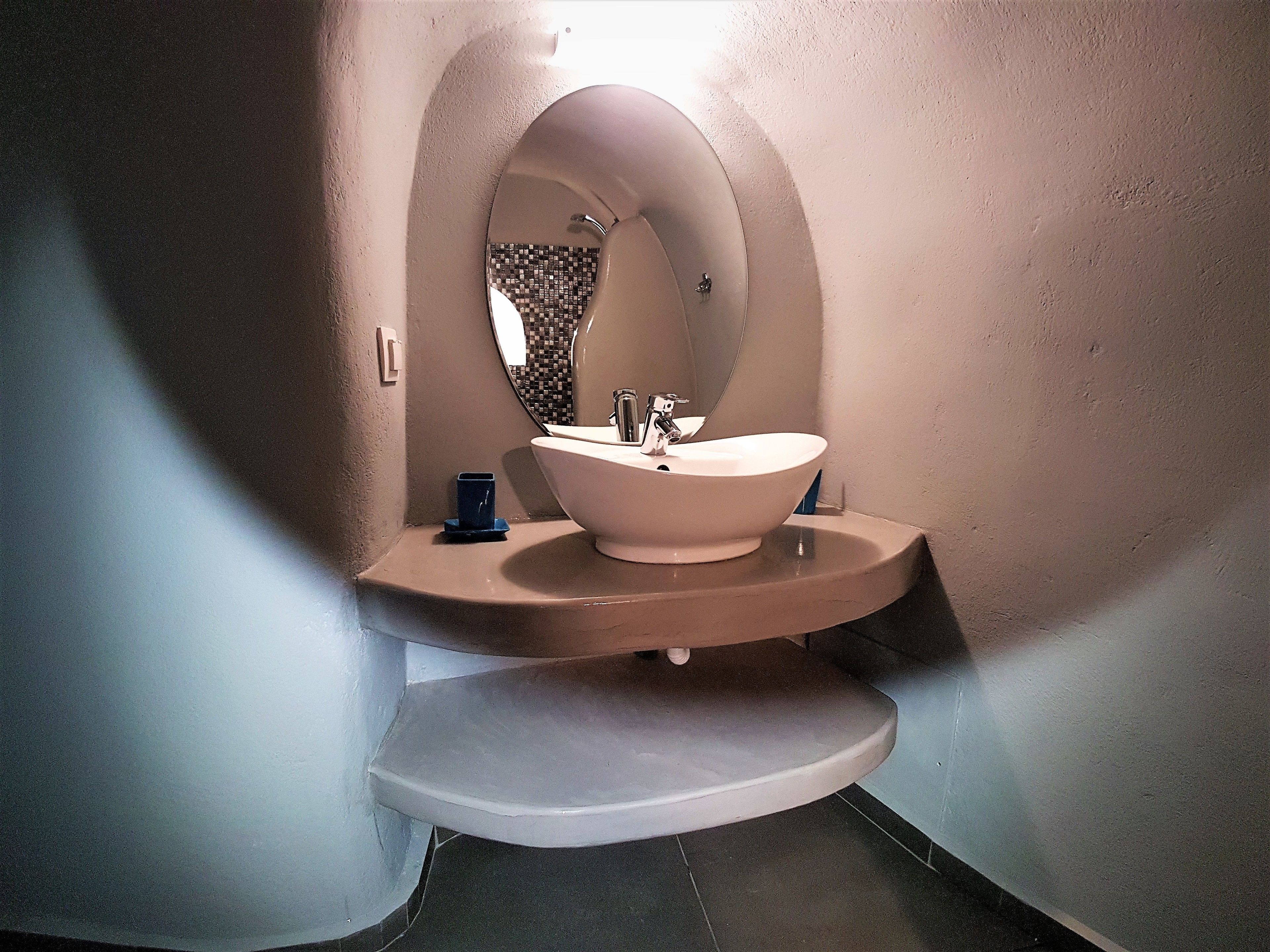 house, 2 bedrooms, outdoor jetted tub, sea view | bathroom sink