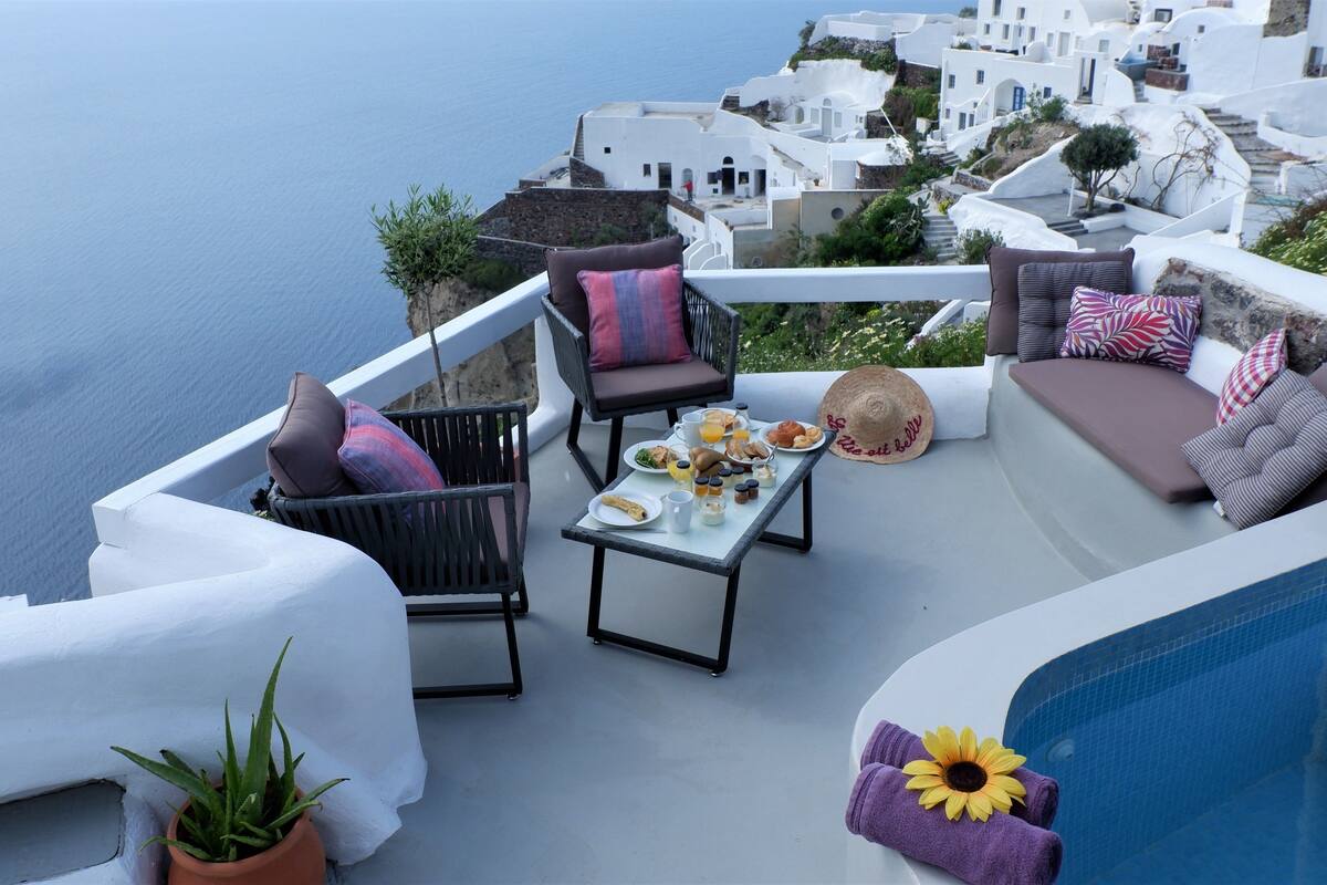 House, 2 Bedrooms, Outdoor Jetted Tub, Sea View | Premium bedding, down comforters, memory foam beds, in-room safe