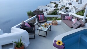 House, 2 Bedrooms, Outdoor Jetted Tub, Sea View | Premium bedding, down comforters, memory foam beds, in-room safe - Aqua & Terra Traditional Cave Houses (Santorini)