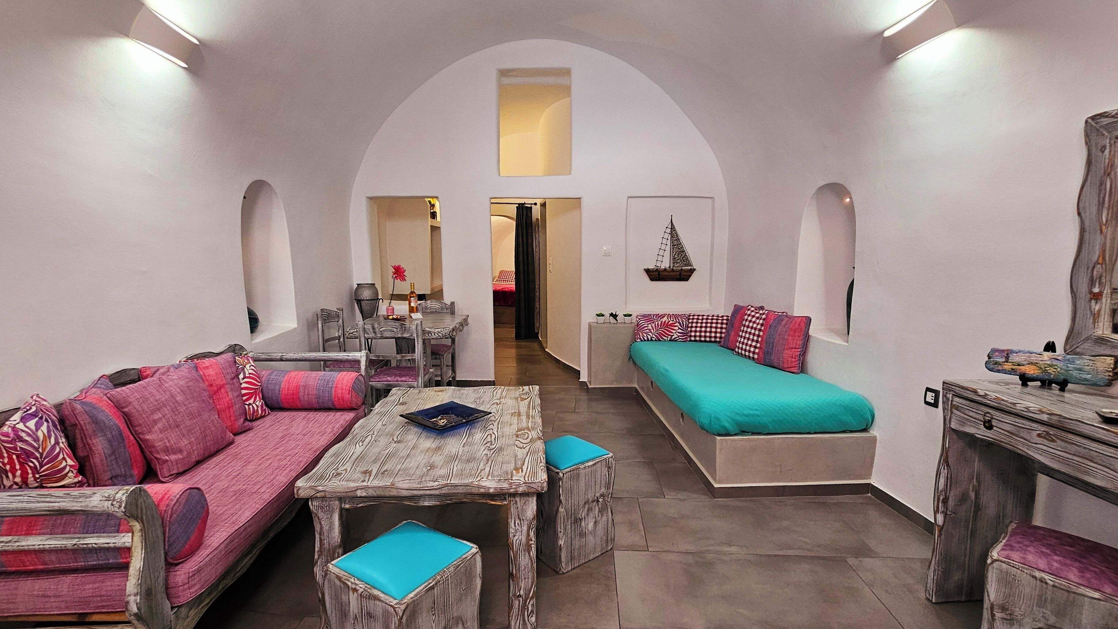 house 1 bedroom outdoor jetted tub caldera view | premium bedding, down duvets, memory-foam beds, in-room safe