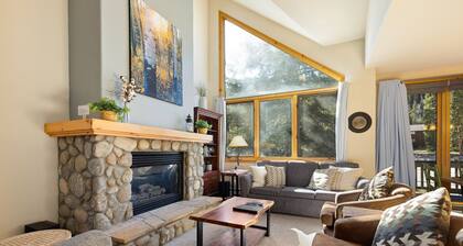 Lovely 3 Schlafzimmer, 3 Story Townhome In der Nähe der Pisten mit einer privaten Hot Tub!