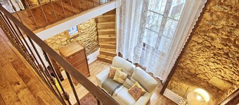 Travessa I-Charm in historic Alfama