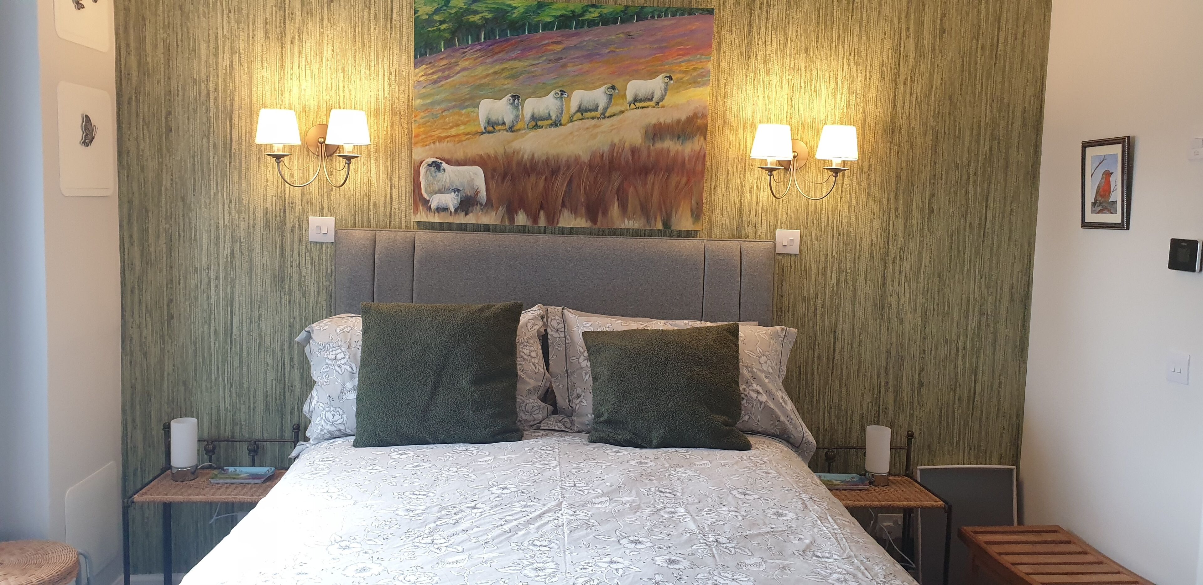 1 dormitori, planxa i posts de planxar, wifi gratuïta i roba de llit 