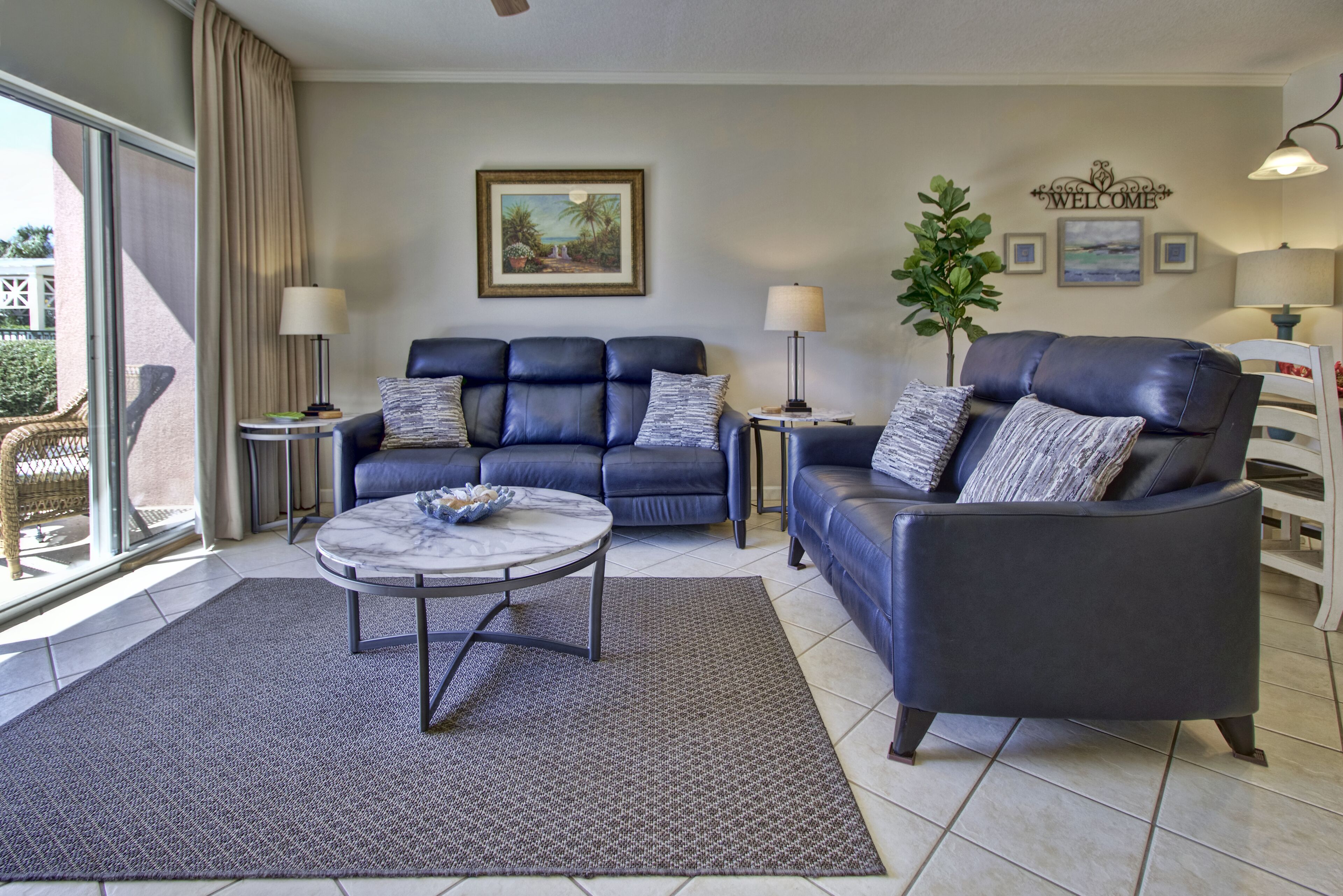 Great Location- Heart Of Miramar Beach! So Close To Pool, Beach, & More! - Miramar Beach